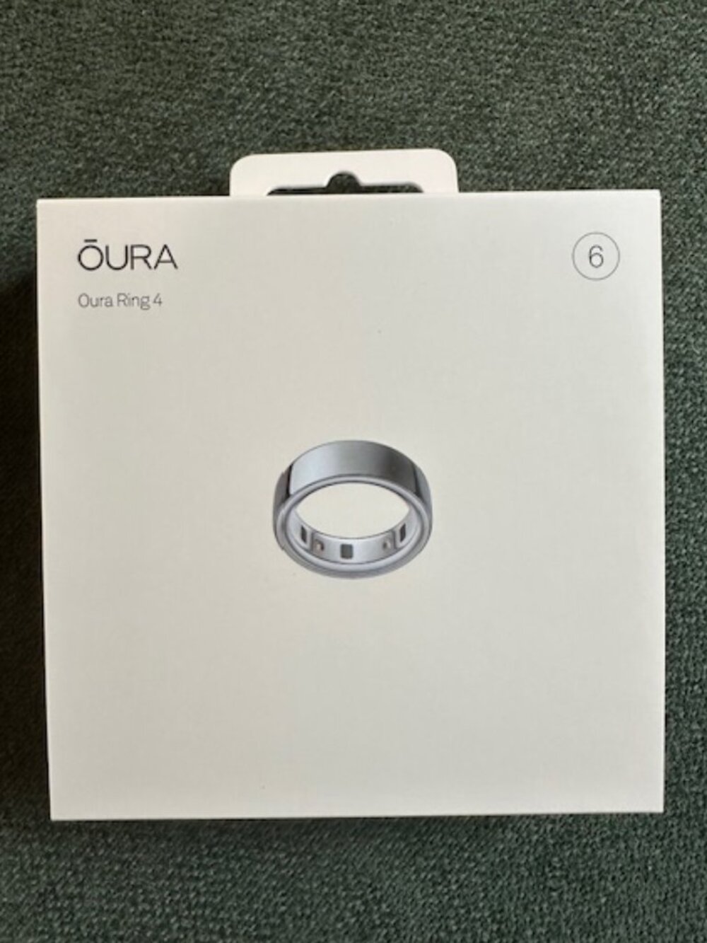 Oura Ring 4 size 6 (NEVER WORN)